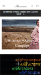 Mobile Screenshot of blumarine.com